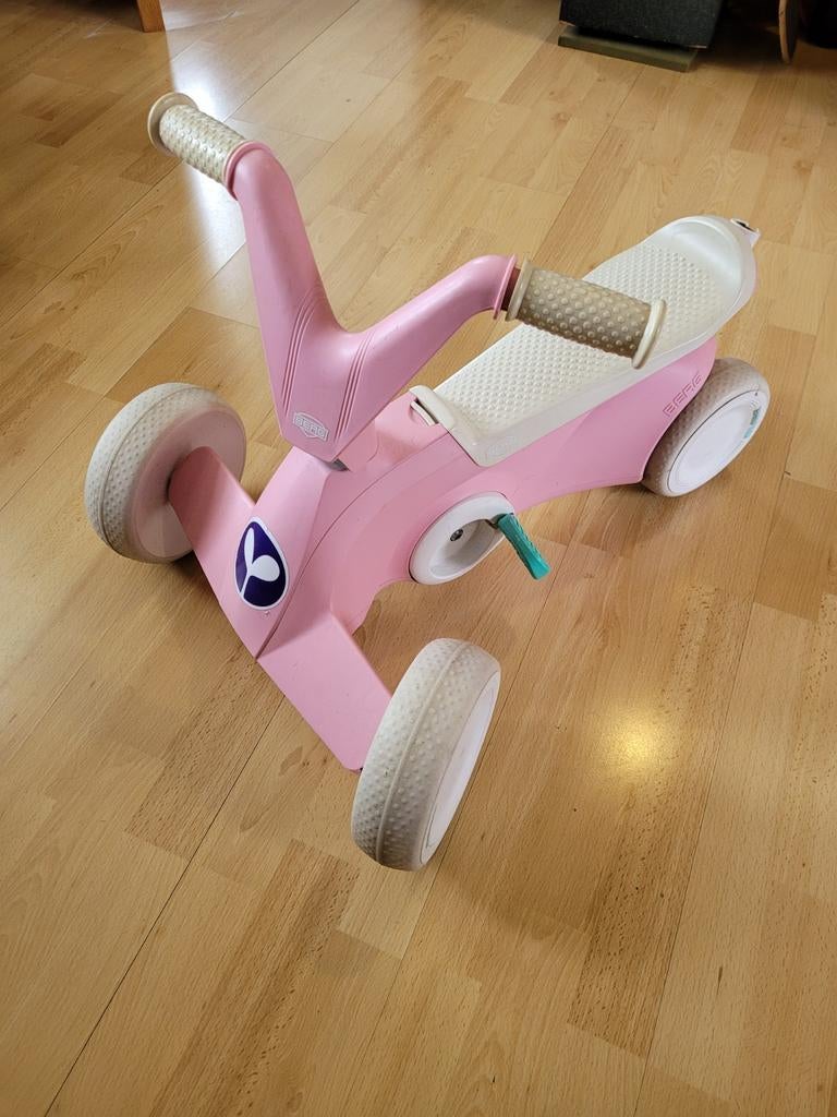 Berg Biky Loopfiets Roze 3-wieler met Duwstang, Ophalen