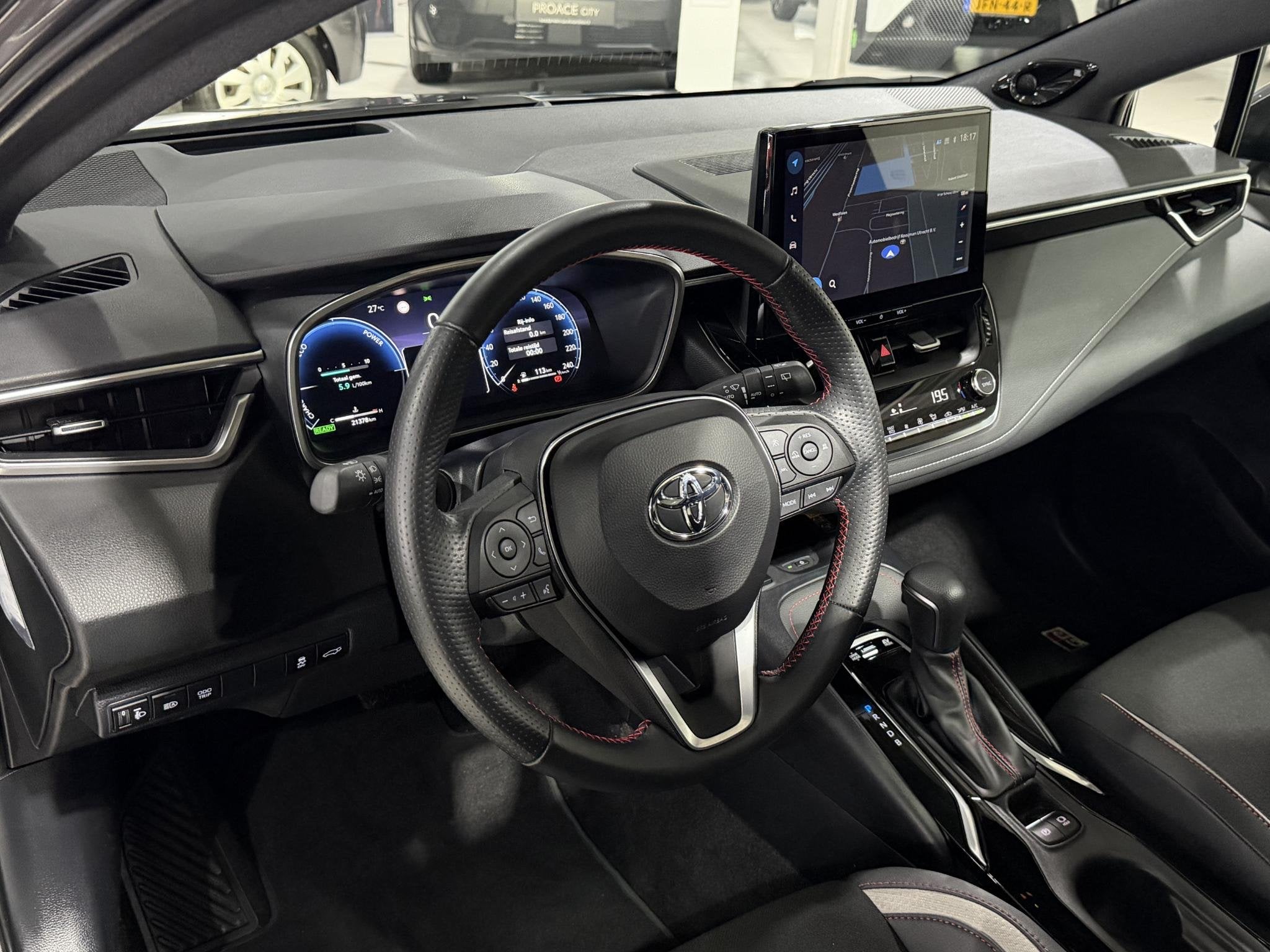 Toyota Corolla Touring Sports Hybrid 140 GR Sport Trekhaak m, 450 kg, Gebruikt, 4 cilinders, Origineel Nederlands