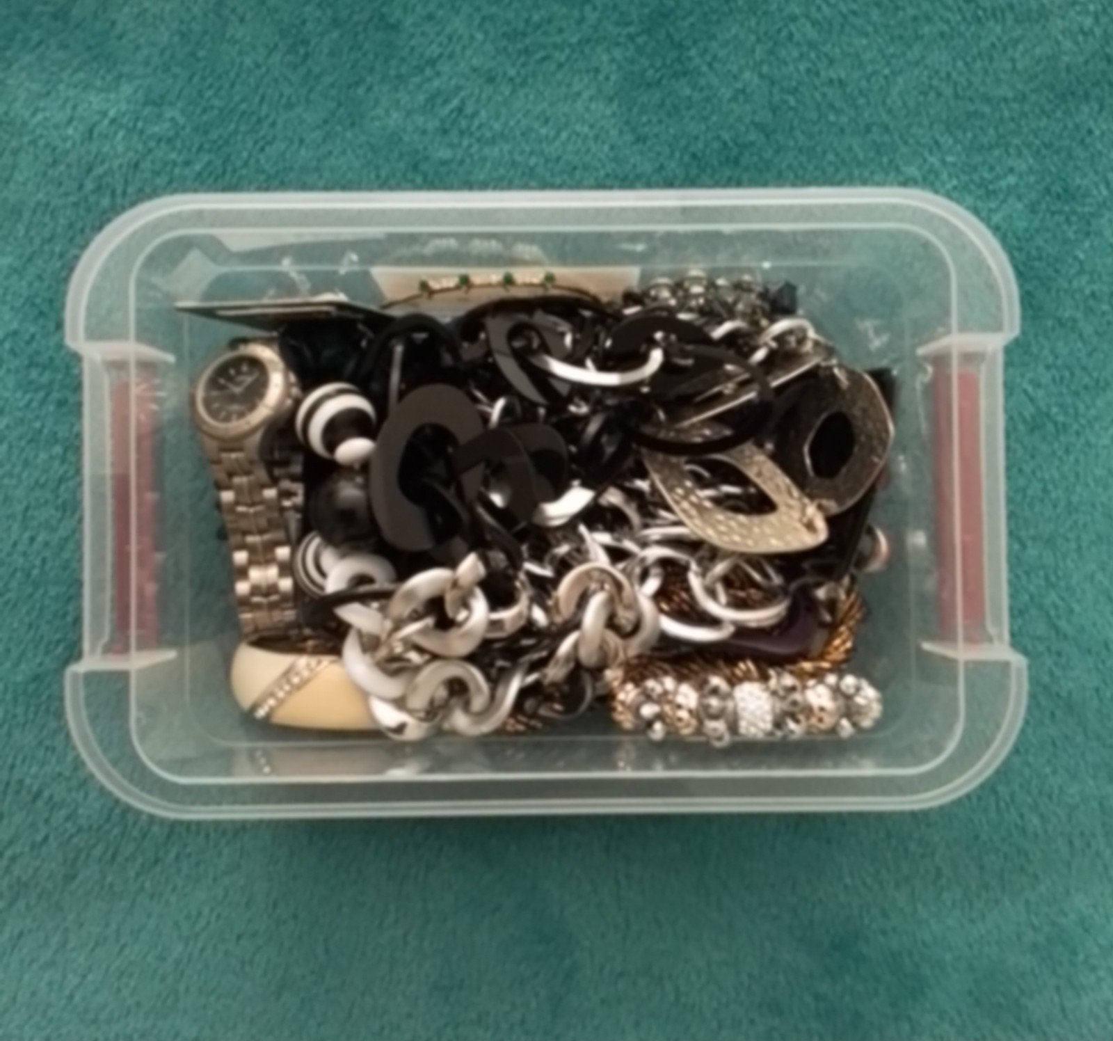 Diverse sieraden: kettingen, armbanden, oorbellen & horloge, Ophalen of Verzenden, Gebruikt, Zwart, Overige materialen