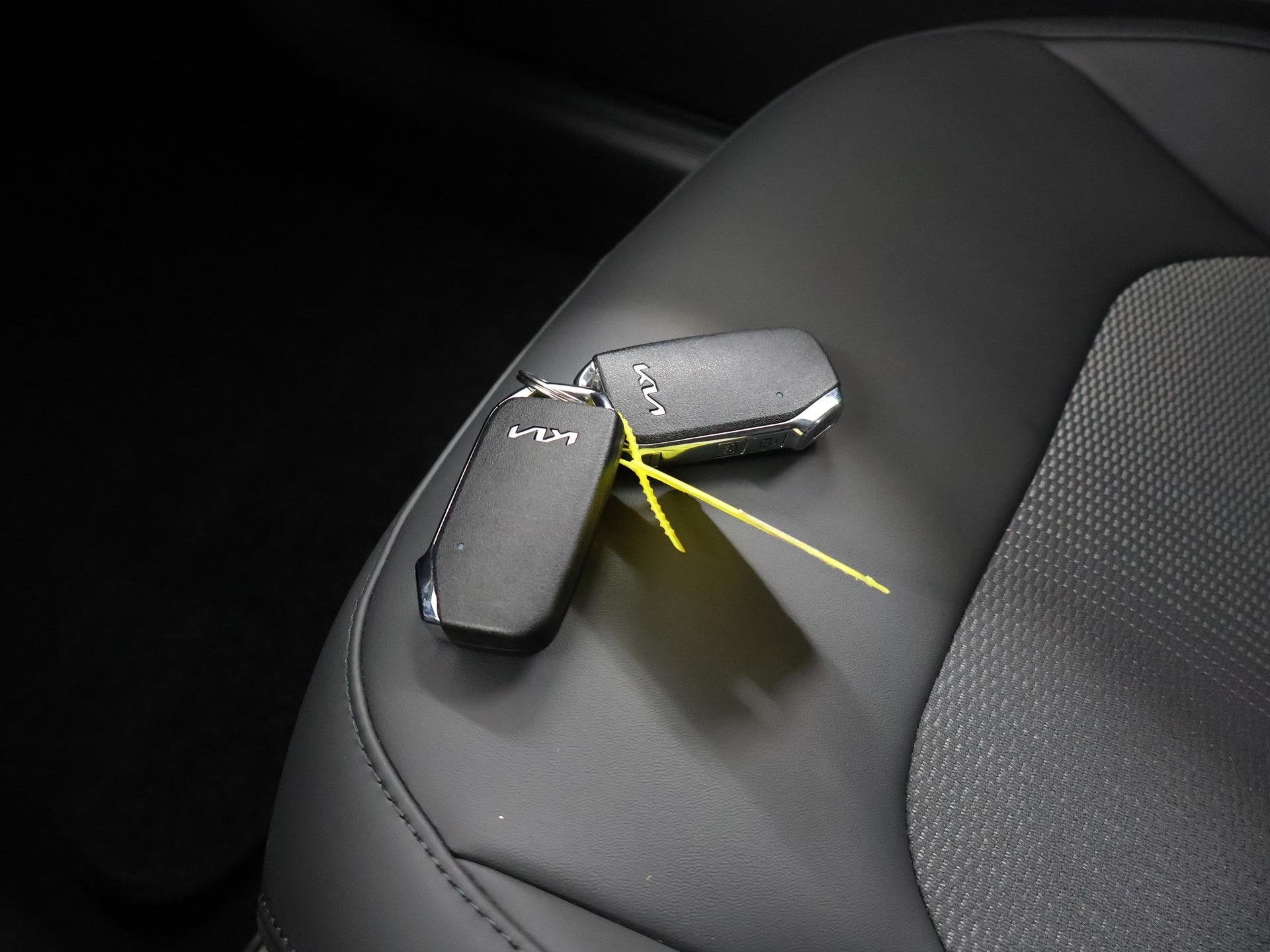 Foto 35 van Kia Niro 1.6 GDi PHEV DynamicPlusLine Edition | 18” lichtm