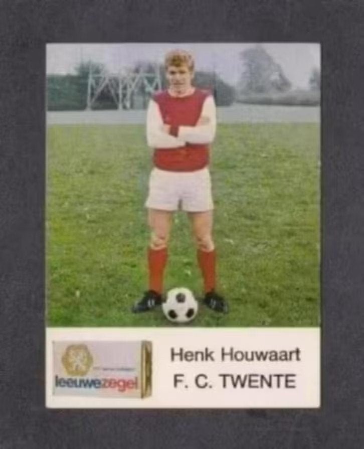 Voetbalplaatje FC Twente Henk Houwaart Reclame Leeuwezegel., Ophalen of Verzenden, 1960 tot 1980, Ongelopen, Sport en Spel