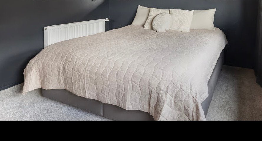 Twee persoons ikea bed 180 breed 2 mtr lang, Ophalen, Gebruikt, Tweepersoons, Grijs