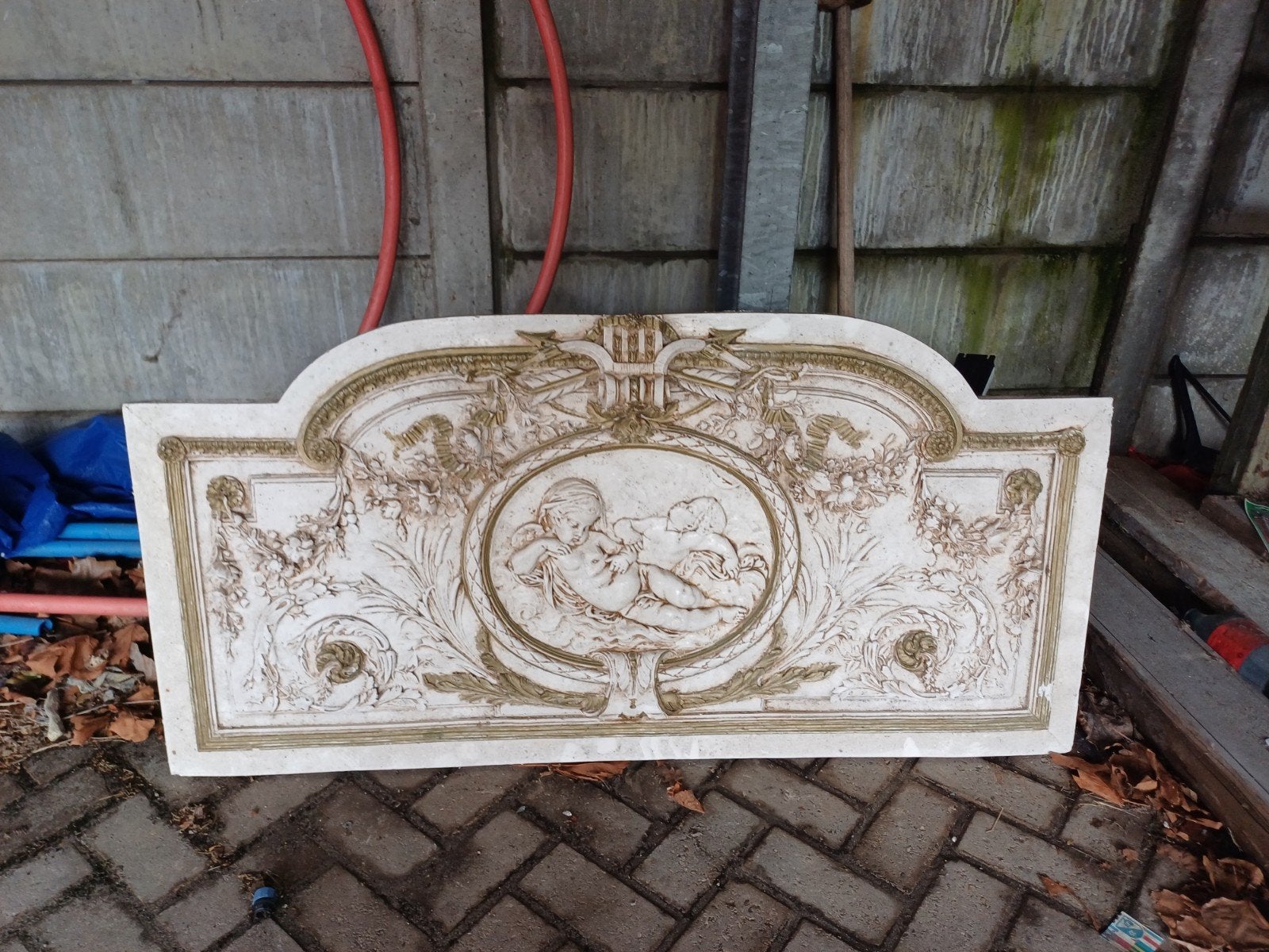 Antiek decoratief paneel met engeltjes reliëf, Ophalen