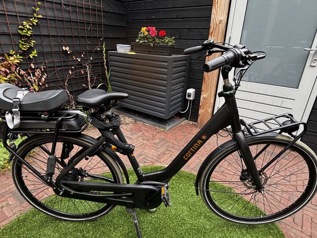 Cortina E-Common Family - 57 inch met garantie, Ophalen, Zo goed als nieuw, Cortina, 50 km per accu of meer