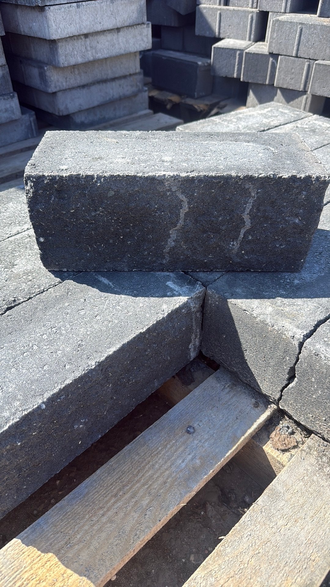 Stapelblokken 12x12x30 cm antraciet split € 1,50 per stuk, Tuin en Terras, Blok, Nieuw, Ophalen of Verzenden, Minder dan 25 cm