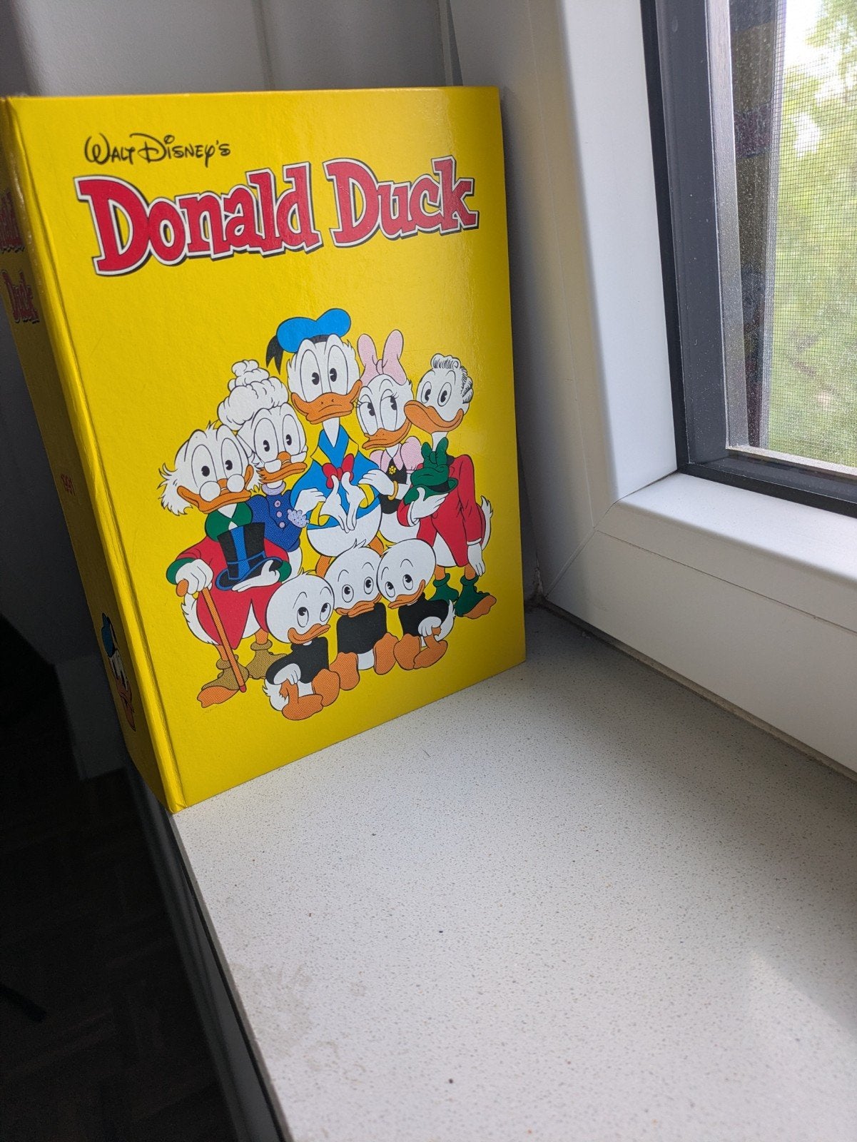 Donald Duck Jaarboek 1991, Eén stripboek, Ophalen of Verzenden, Gelezen, Walt Disney