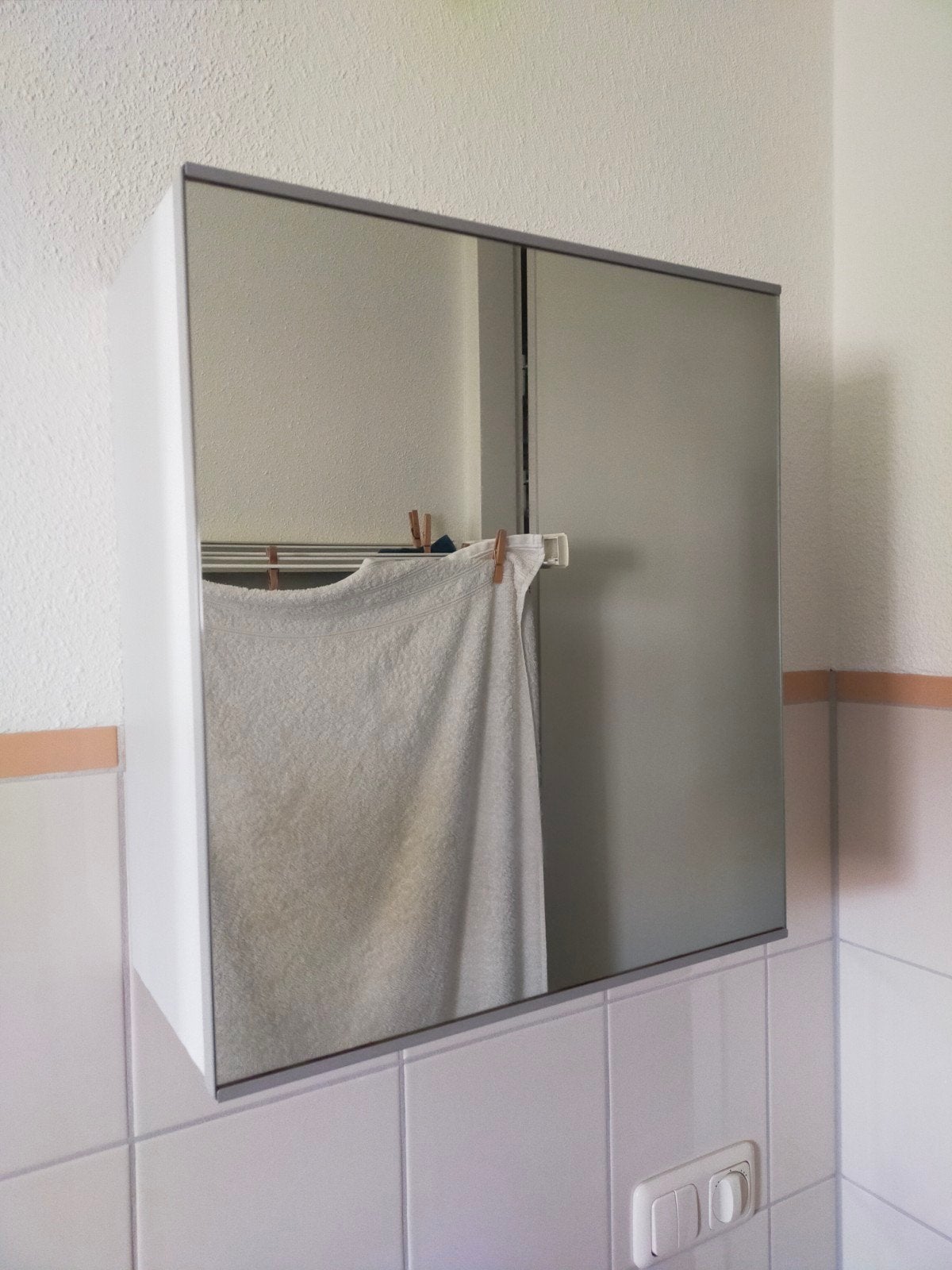 Badkamerkastje met spiegeldeur, Huis en Inrichting, Badkamer | Badkamermeubels, Ophalen, Minder dan 50 cm, Minder dan 25 cm, Minder dan 100 cm