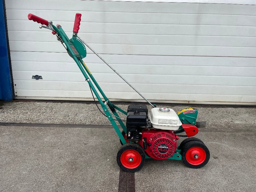 PowerTrim 300H Kantensnijder, Doe-het-zelf en Verbouw, Gereedschap | Freesmachines, Ophalen, Benzine, Gebruikt, Ambachtstraat 8 7609 RA Almelo