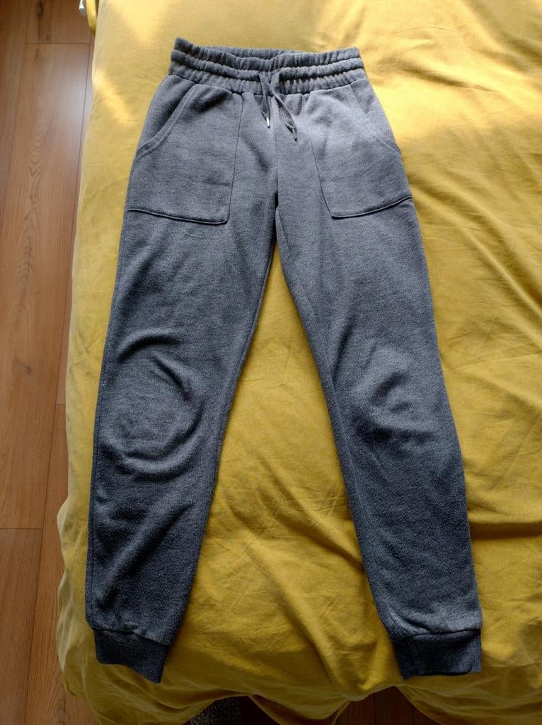 New Yorker FB sister broek joggingbroek sweat pants XXS 34, Kleding | Dames, Broeken en Pantalons, Ophalen of Verzenden, Grijs