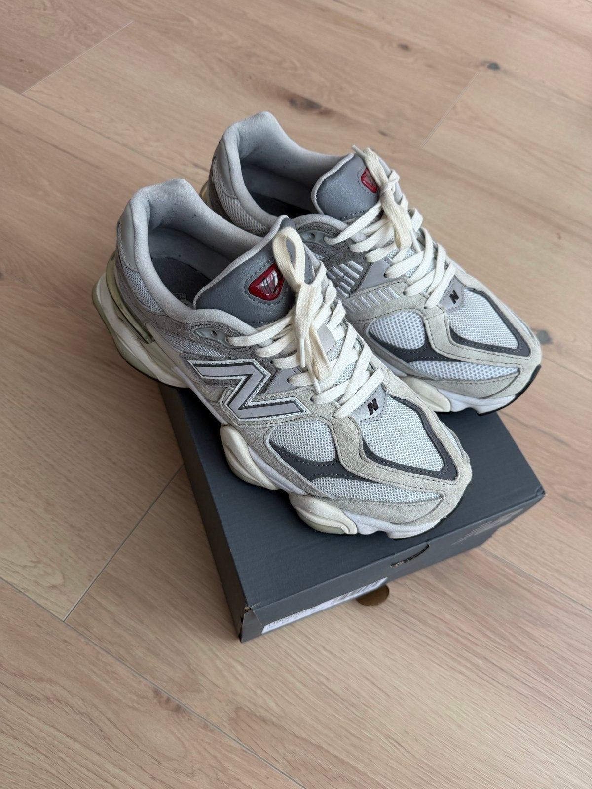 New Balance 9060 Sneakers - Gedragen, Ophalen of Verzenden, Gedragen, Overige kleuren, Sneakers of Gympen