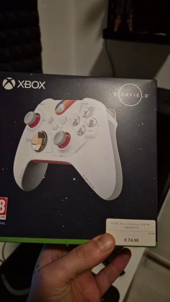 Xbox series x starfield limited edition controller, Spelcomputers en Games, Xbox Series X, Ophalen of Verzenden, Zo goed als nieuw
