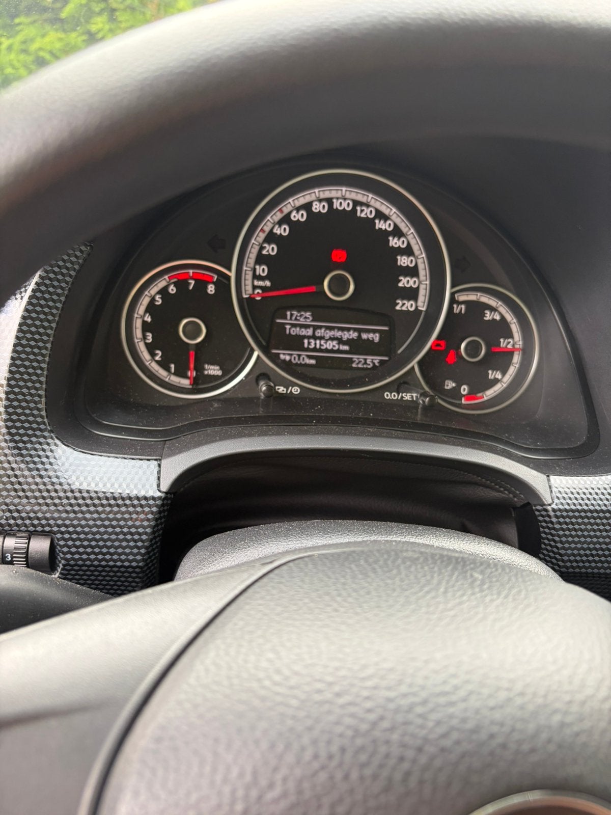 Volkswagen up! 1.0 60PK 4D BMT 2020 Zwart, Auto's, Voorwielaandrijving, Stof, 4 stoelen, Zwart