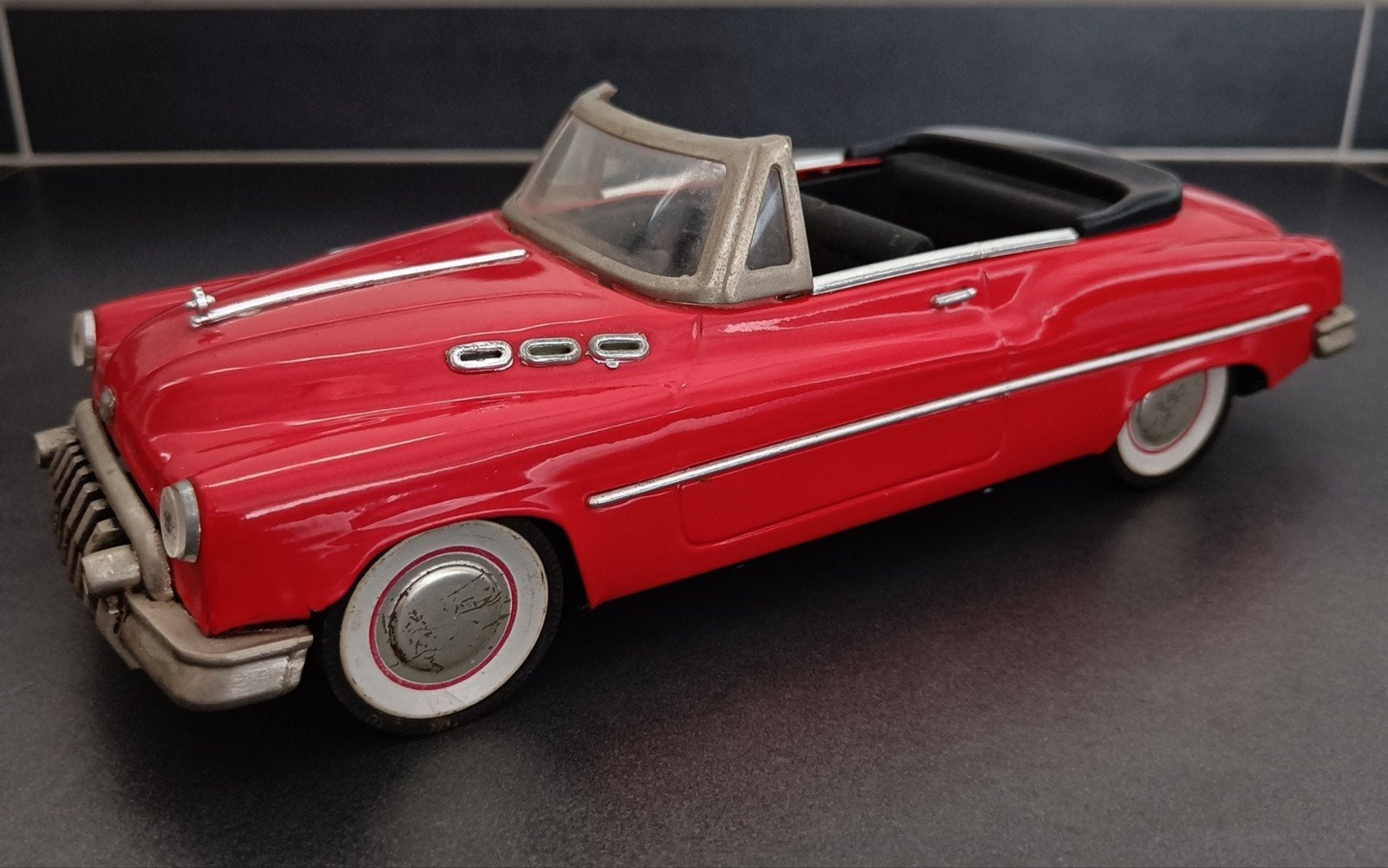 Oude blikken Buick cabriolet., Ophalen of Verzenden