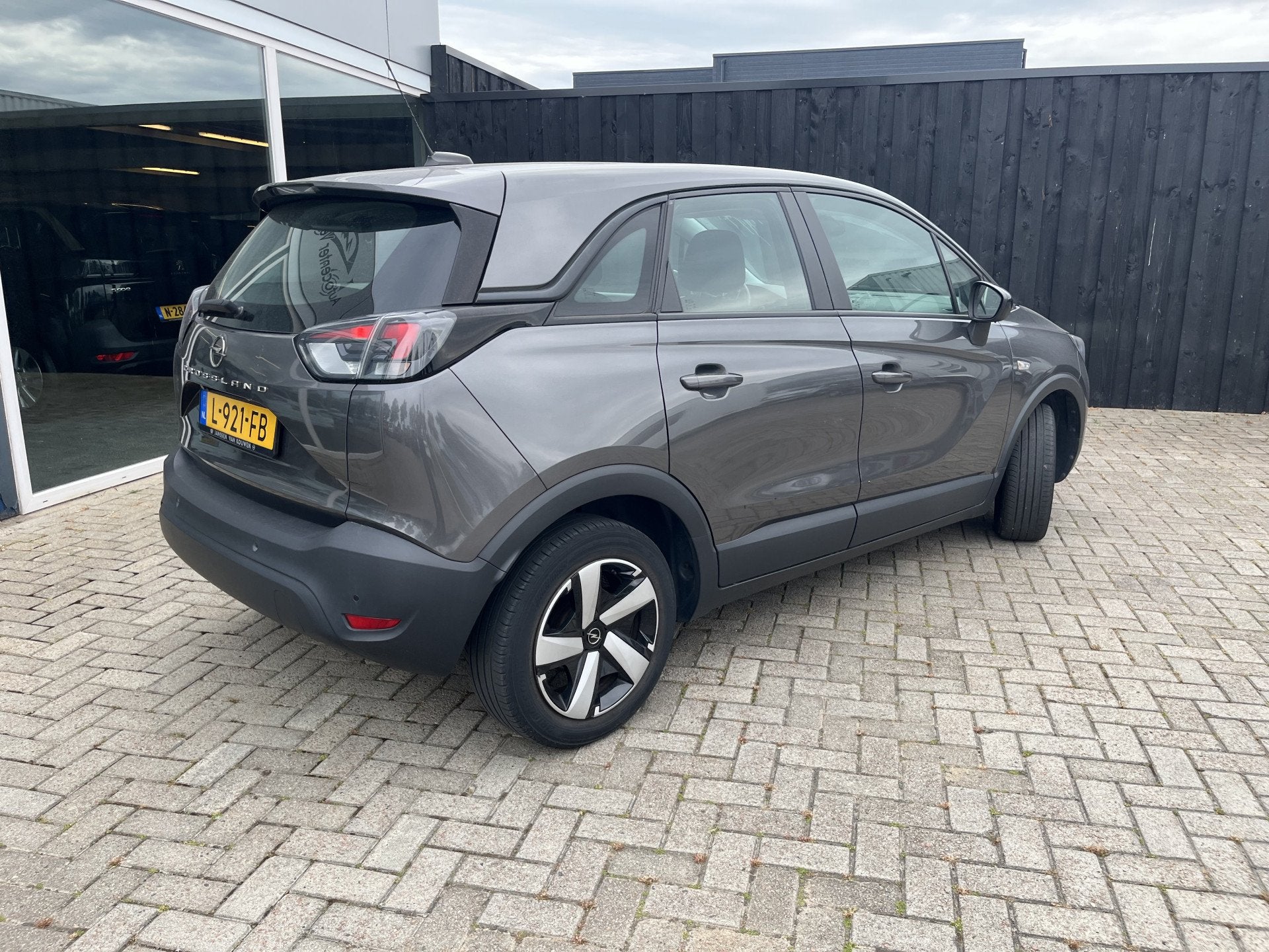 Opel Crossland 1.2 Edition 60DKM! / Nieuw model / Airco / Cr, Auto's, Voorwielaandrijving, Gebruikt, Euro 6, 1199 cc