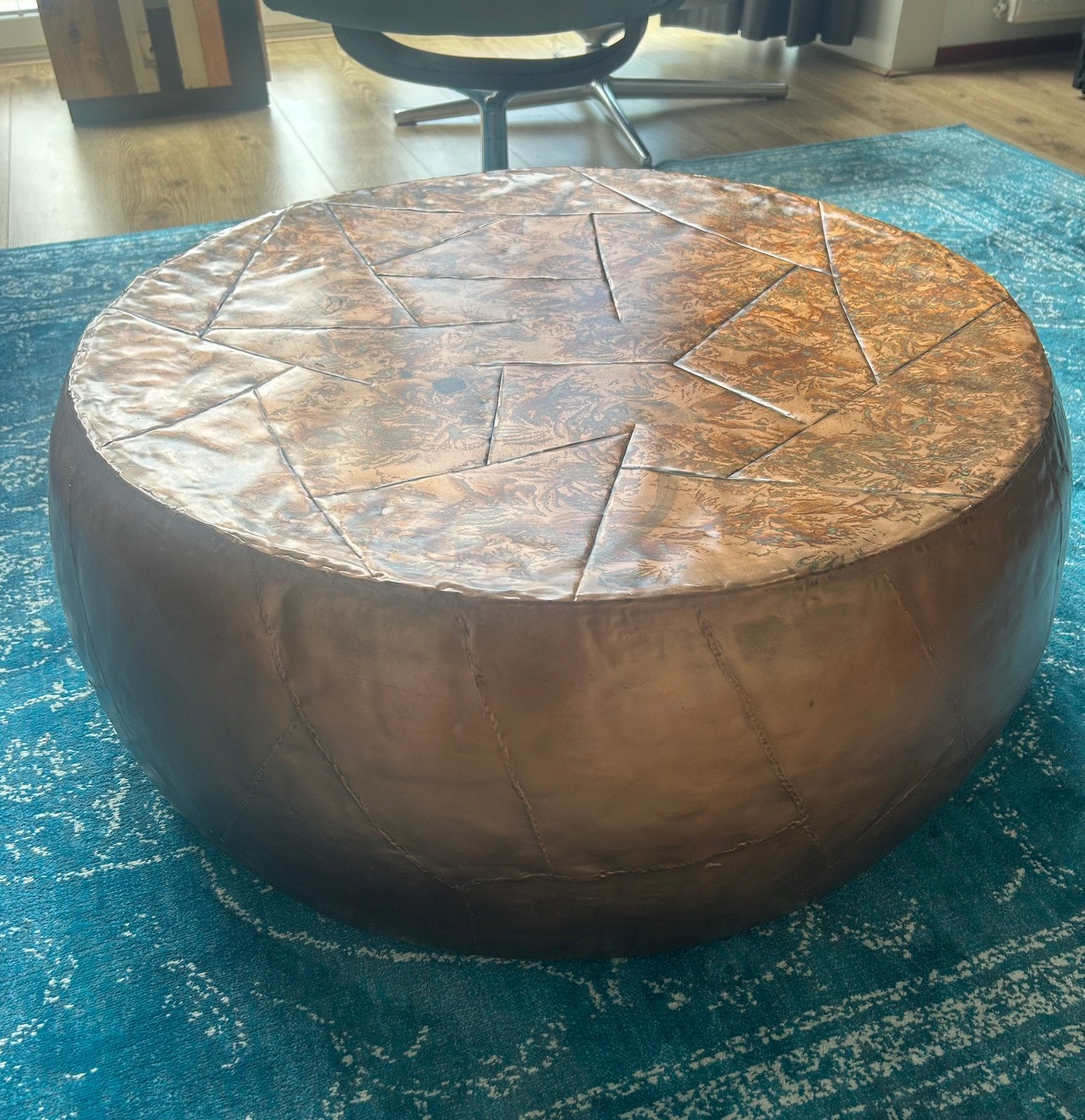 Ronde salontafel koper metaal, Rond, Zo goed als nieuw, Metaal, 50 tot 100 cm