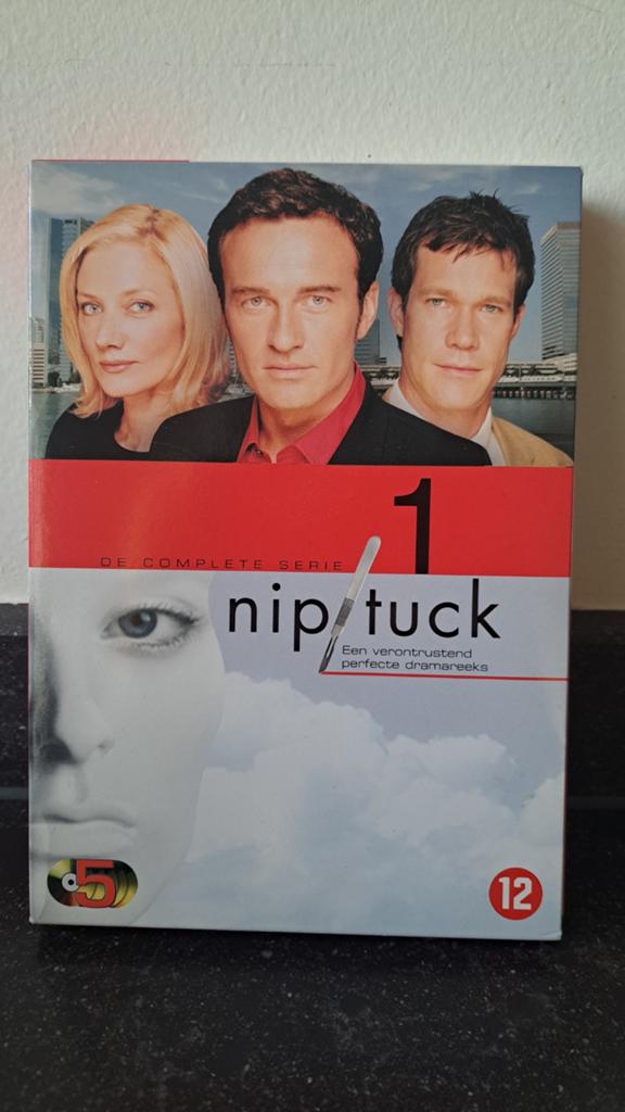 Nip/Tuck - De Complete Serie 1 DVD Boxset, Gebruikt, Boxset, Drama, Ophalen of Verzenden