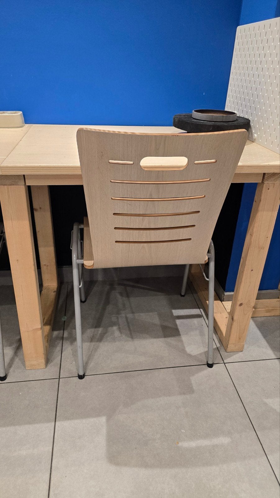 Partij houten schoolstoelen / kantinestoelen - stevig, Ophalen, Gebruikt, Bruin, Vijf, Zes of meer stoelen