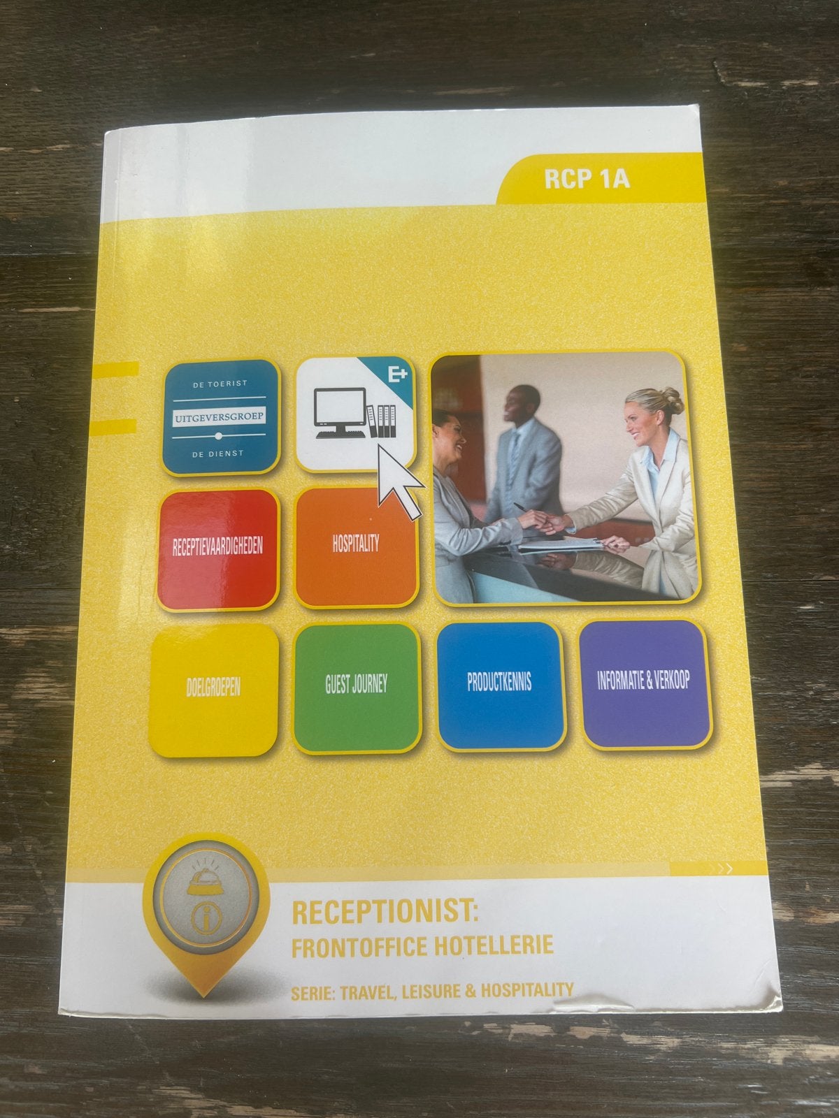 Receptionist: Frontoffice Hotellerie - RCP 1A, Ophalen of Verzenden, Gamma, Zo goed als nieuw, MBO