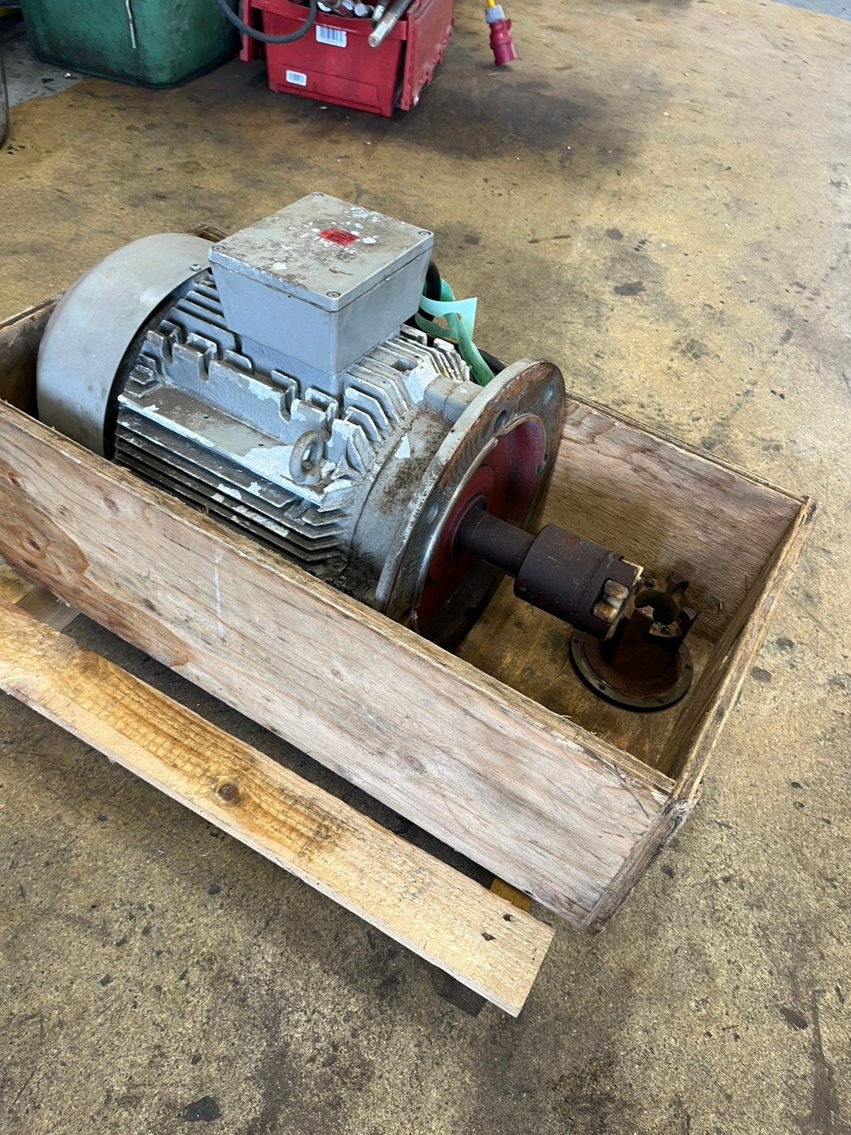 Elektromotor siemens 11kw, Doe-het-zelf en Verbouw, Ophalen of Verzenden, Gebruikt, Elektromotor, 1800 rpm of meer