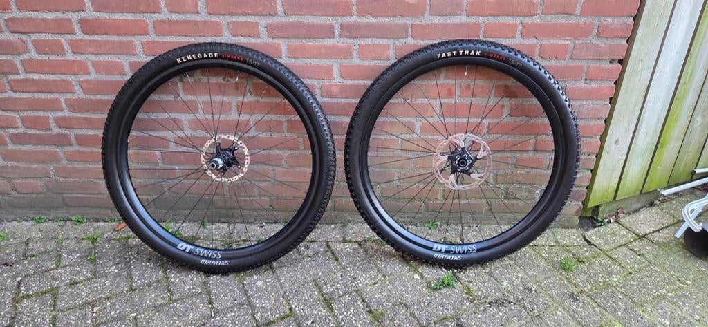 DT Swiss 1200 xrc 30mm 180 carbon wielen boost, Ophalen of Verzenden, Zo goed als nieuw, Wiel
