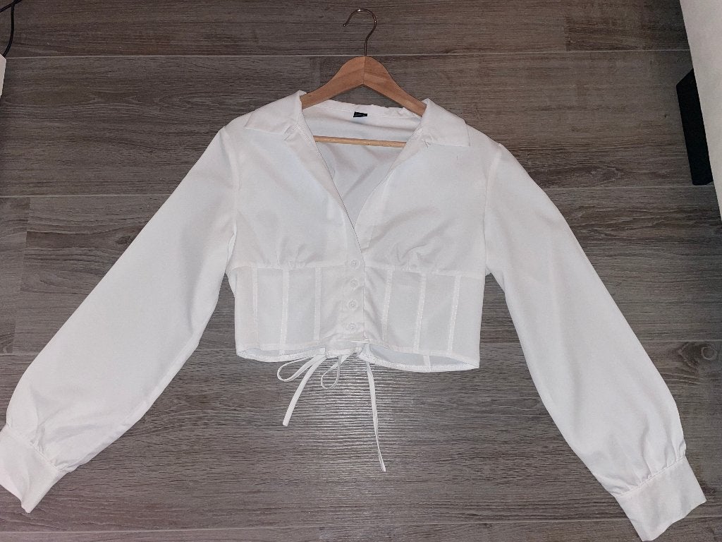 Cropped blouse met strik achterkant, Wit, Maat 42/44 (L), Ophalen of Verzenden, Gedragen