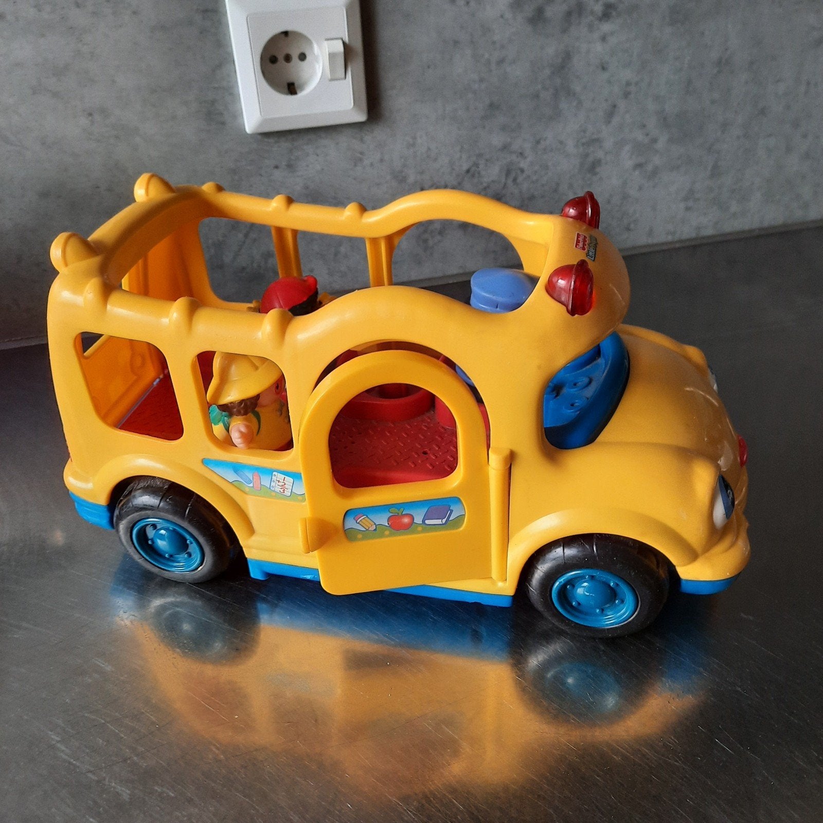 My little People schoolbus met poppetjes, Ophalen of Verzenden, Zo goed als nieuw, Speelset, Met licht