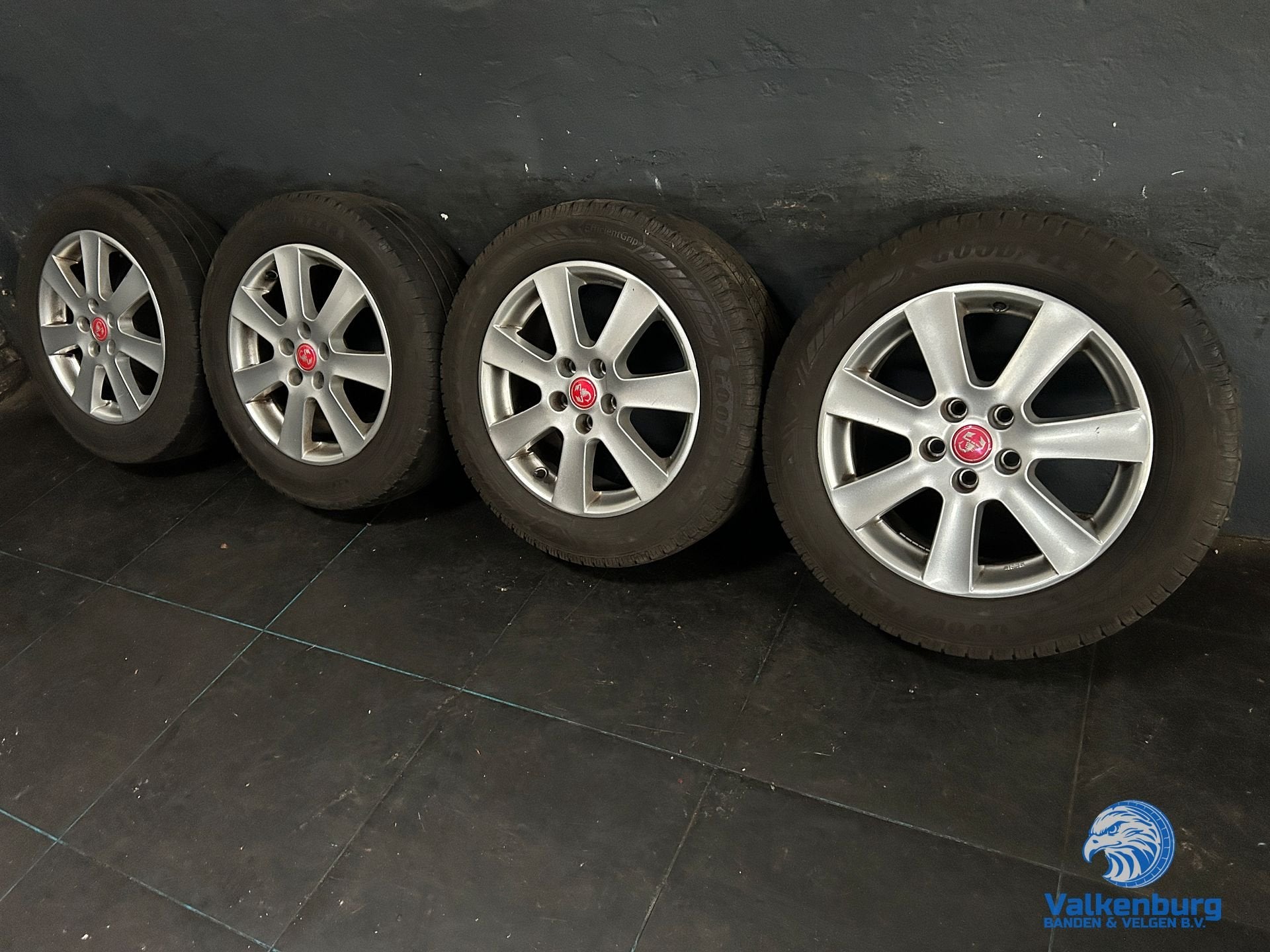 5-6mm! Fiat Talento Abarth Opel Vivaro Renault Trafic Borbet, Auto-onderdelen, Banden en Velgen, -, -, Banden en Velgen, 17 inch
