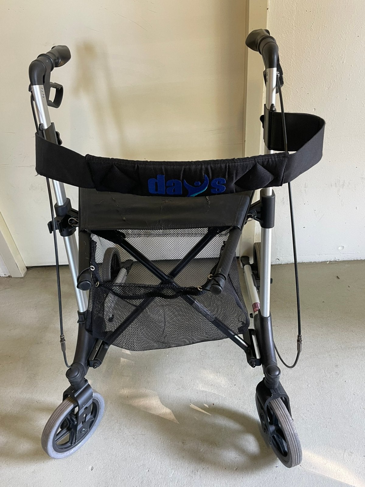 Days rollator., Diversen, Rollators, Ophalen of Verzenden, Lichtgewicht, Zo goed als nieuw