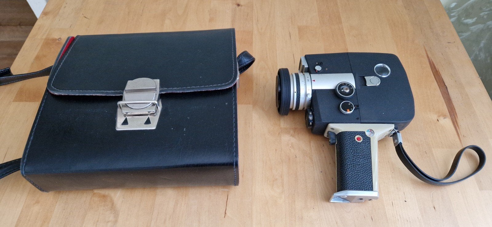 Fujica Single-8 Z450 Filmcamera met Tas, Ophalen, 8mm, Camera