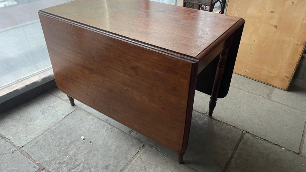 grote 19e-eeuwse mahonie hangoortafel uitklapbaar, Ophalen