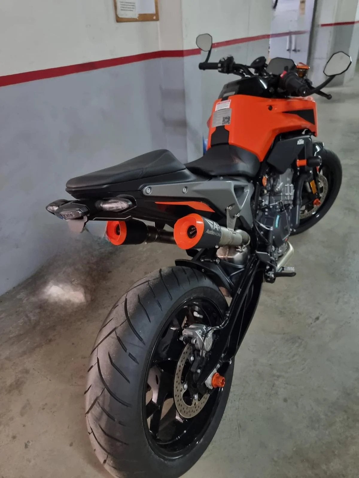 Opzoek! Austin Racing uitlaat voor KTM Duke 790, Motoren, Ophalen of Verzenden, Gebruikt