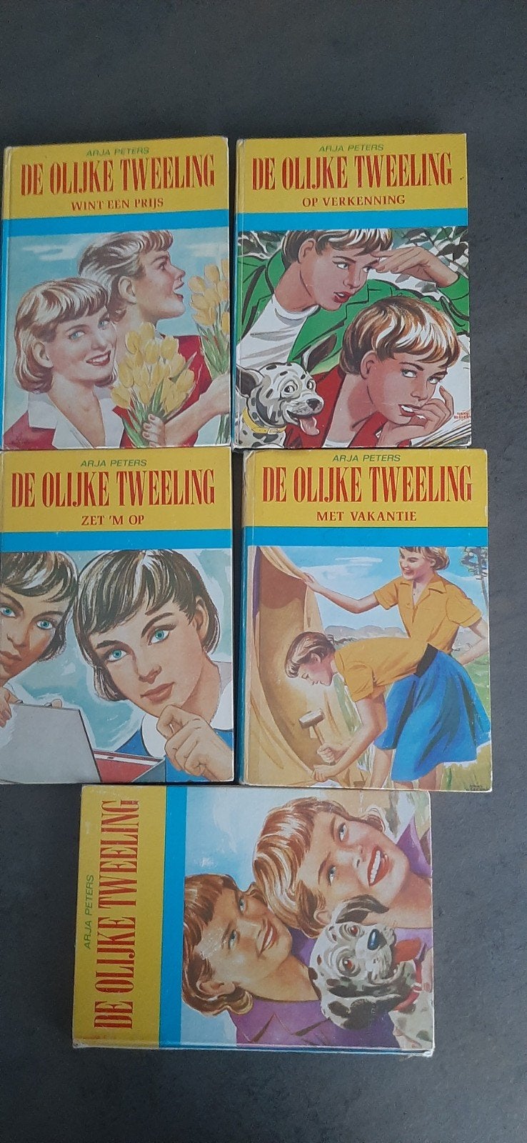 5 deeltjes van de Olijke tweeling serie, Boeken, Ophalen of Verzenden, Zo goed als nieuw
