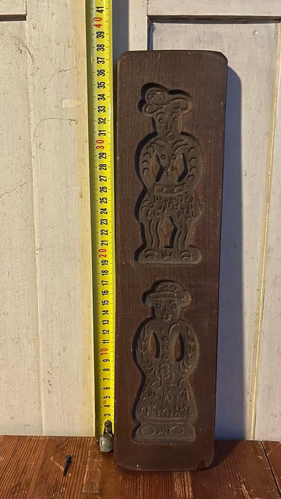 Antieke Speculaasplank met Twee Figuren, Antiek en Kunst, Ophalen of Verzenden