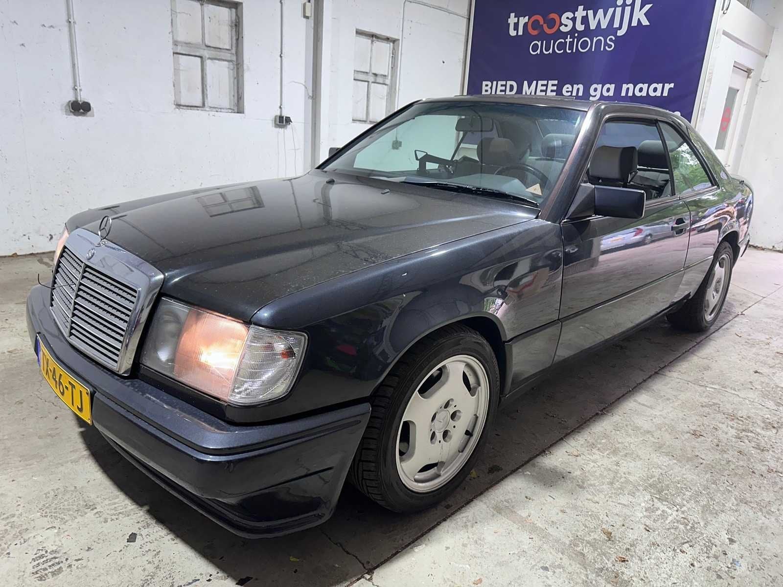 Mercedes-Benz (W124) - 300 CE AUTOMAAT- TX-46-TJ- 1989, Automaat, 188 pk, Achterwielaandrijving, Gebruikt