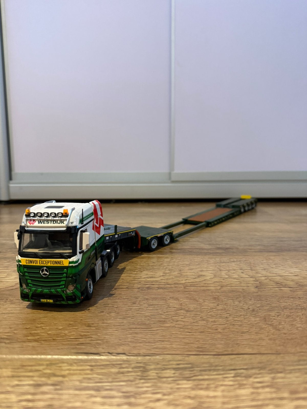 Mercedes westdijk, Hobby en Vrije tijd, Modelauto's | 1:50, Ophalen of Verzenden, Nieuw, Auto