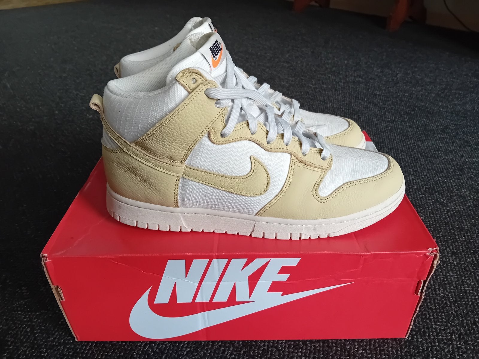 Nike Dunk High 42, Verzenden, Zo goed als nieuw, Sneakers of Gympen