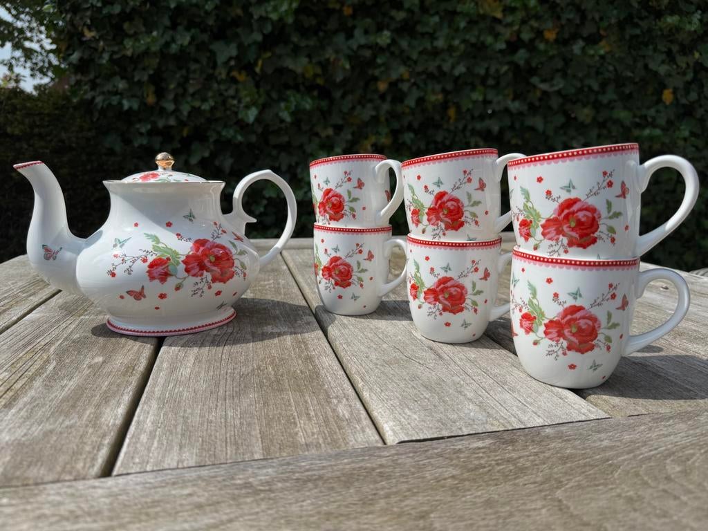 Room Seven Winter Poppy - 6 mokken, 2 schaaltjes, 1 theepot, Huis en Inrichting, Overige typen, Ophalen of Verzenden, Zo goed als nieuw
