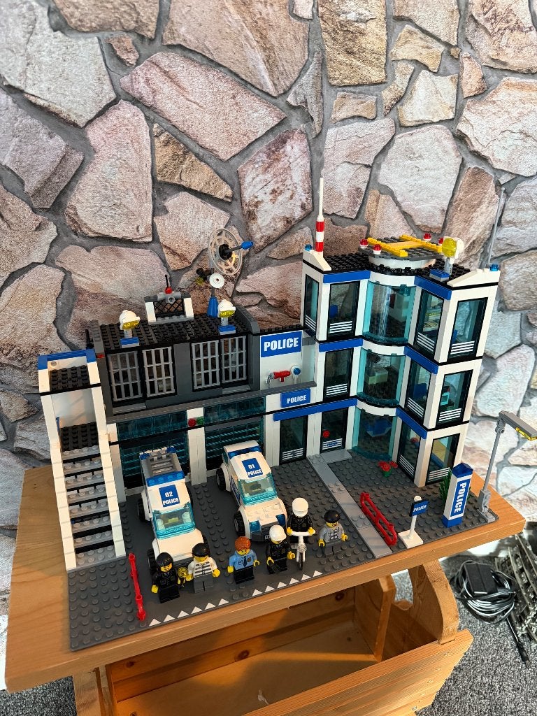 Te koop Lego 7498 en 7288, City, Lego, Inclusief accessoires, Ophalen of Verzenden
