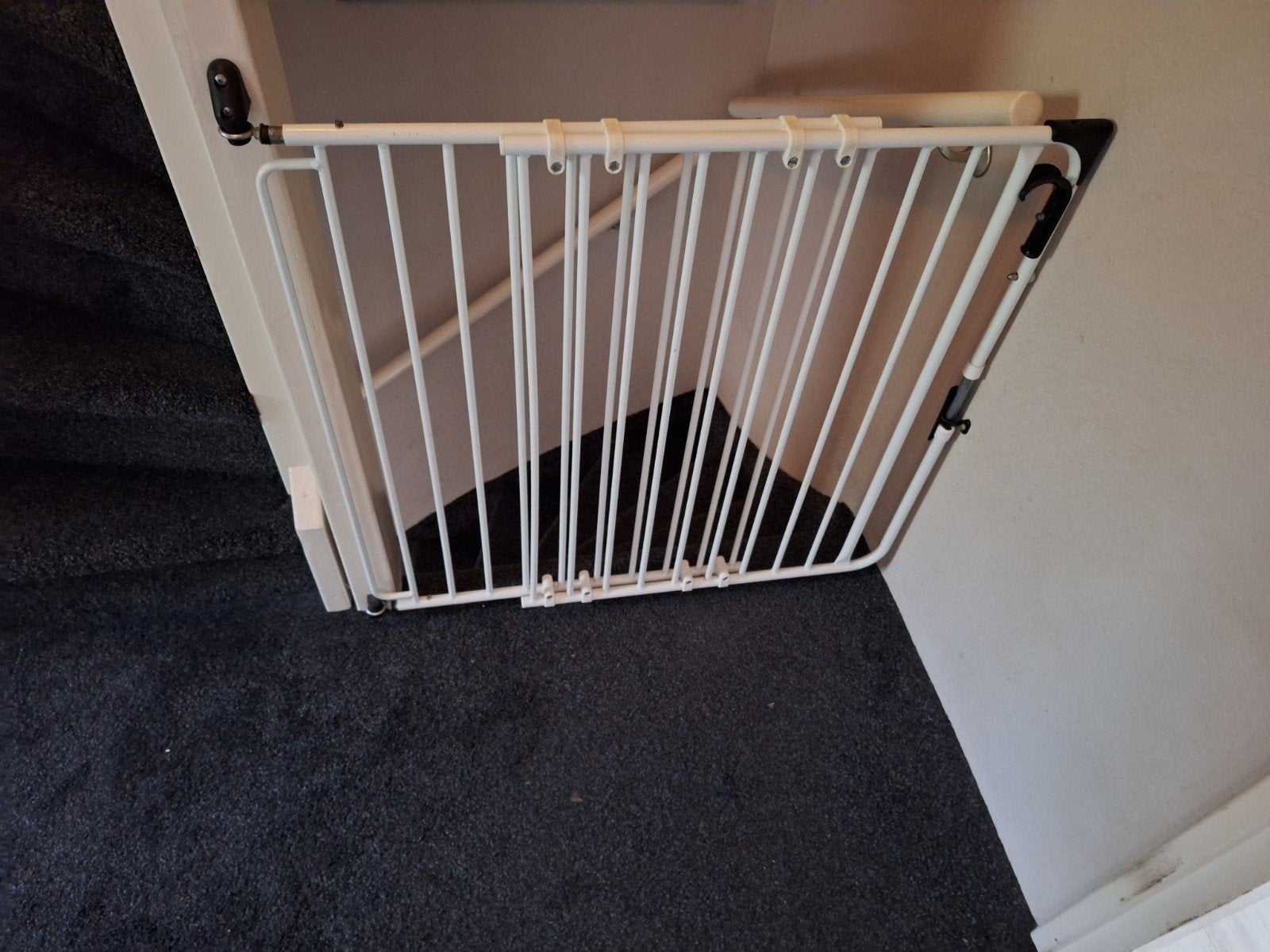 Wit metalen traphekje - Veiligheid voor kinderen, Ophalen, Gebruikt, Klemhekje, Metaal of IJzer