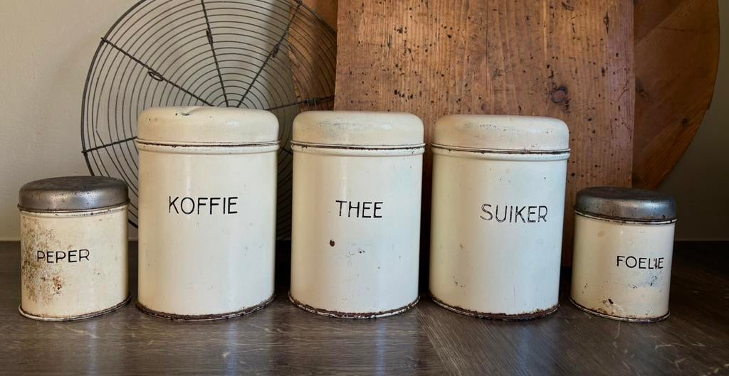 Oude beige keukenblikken 3 grote en 2 kleine, brocant, Ophalen of Verzenden