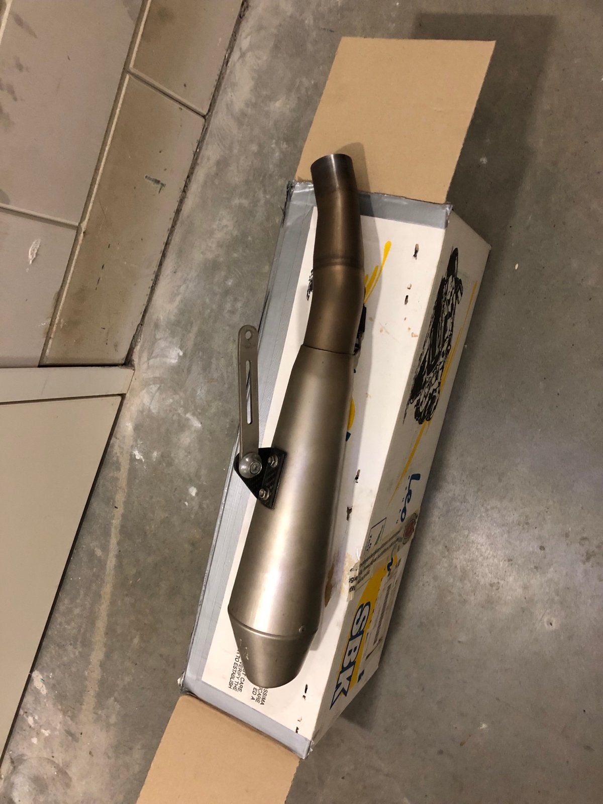 LeoVince SBK uitlaatdemper Triumph Speed Triple 1050, Ophalen, Gebruikt