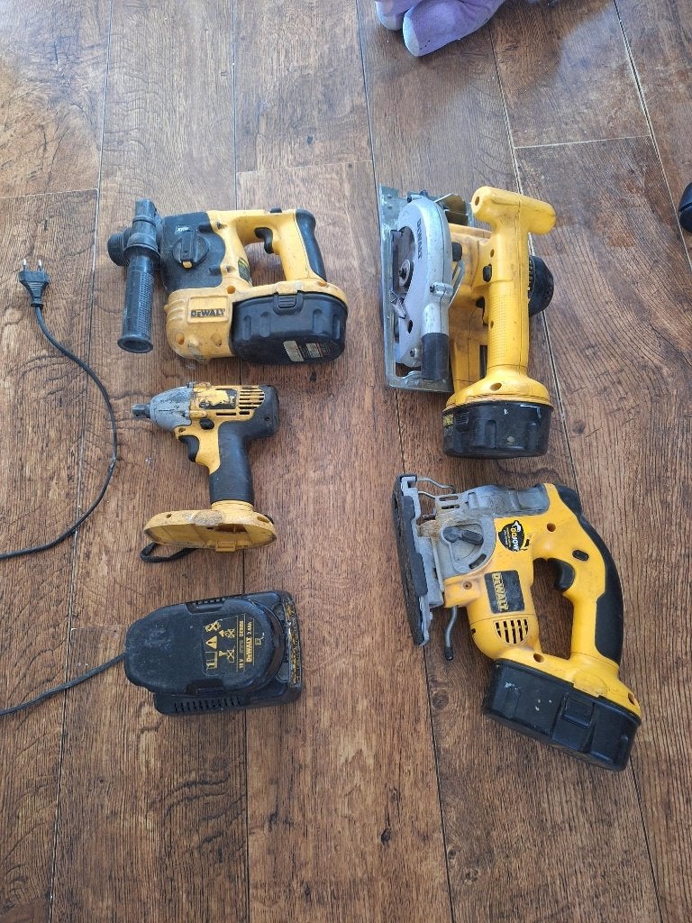 gereedschap,dewalt,op accu, Ophalen of Verzenden, Zo goed als nieuw, Accuboormachine, DeWalt