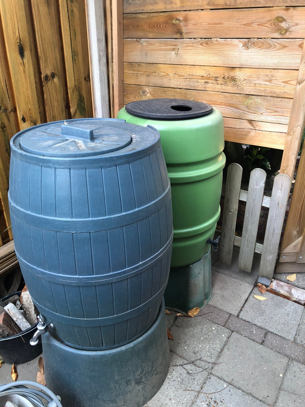 Regentonnen, Tuin en Terras, Regentonnen, 150 liter of meer, Ophalen, Gebruikt, Kunststof