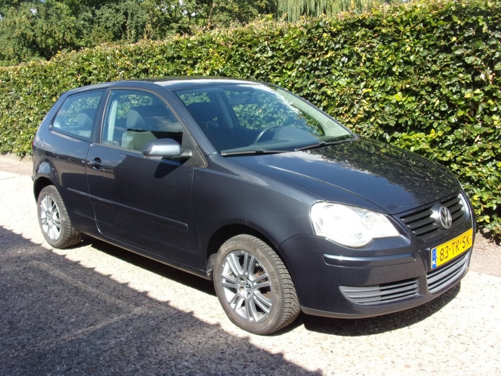 Volkswagen Polo 1.4-16V Optive NWE APK AIRCO, Auto's, Voorwielaandrijving, Gebruikt, 4 cilinders, Blauw