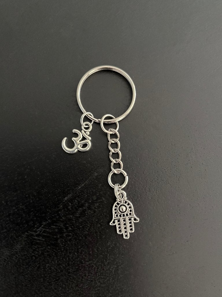 Sleutelhanger hand Fatima en yoga teken 2 hangers, Ophalen of Verzenden, Nieuw, Overige typen