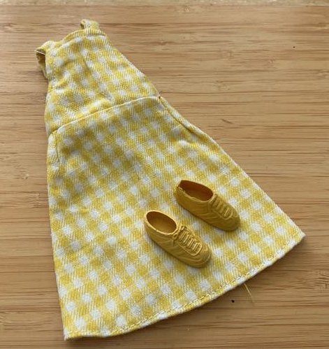 Vintage Barbie Skipper Kleding, Geel Geruite Jurk, Verzamelen, Ophalen of Verzenden, Gebruikt, Kleertjes