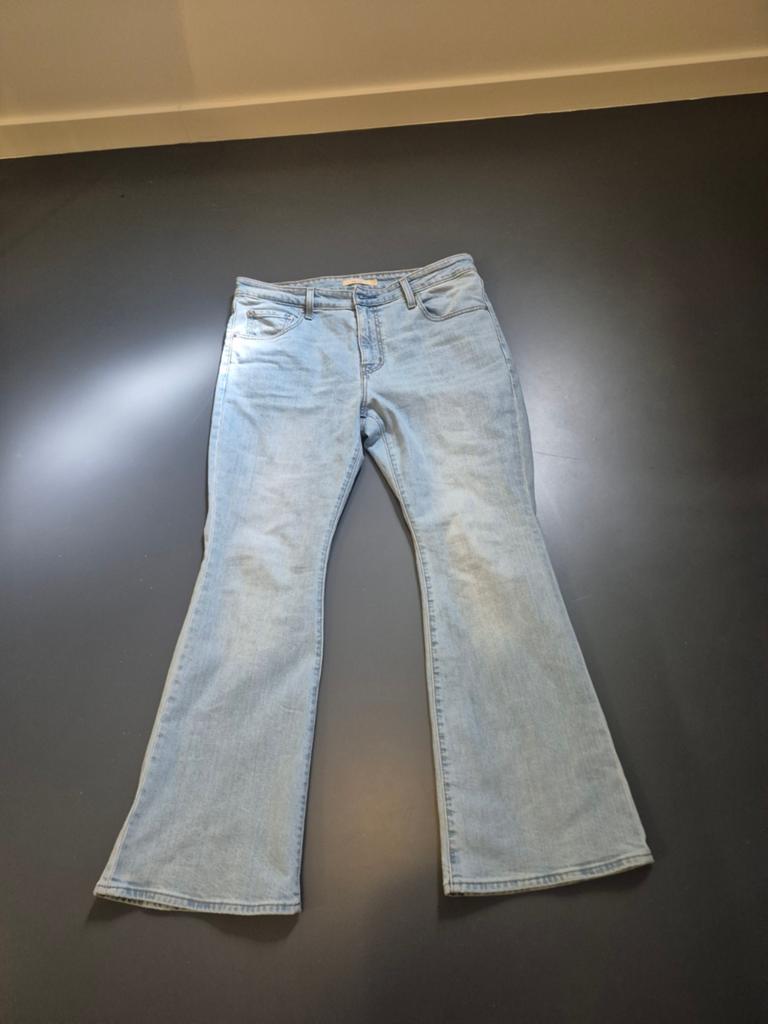Levis 726 high flared 32x30, Blauw, Overige jeansmaten, Ophalen of Verzenden, Zo goed als nieuw