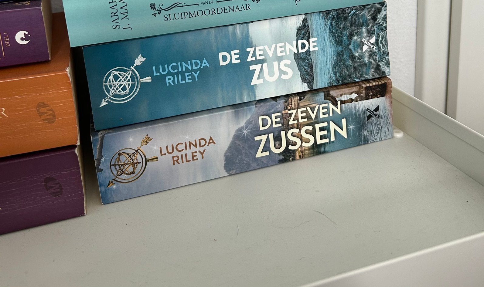 De Zeven Zussen - Lucinda Riley, Ophalen of Verzenden, Gelezen, Nederland