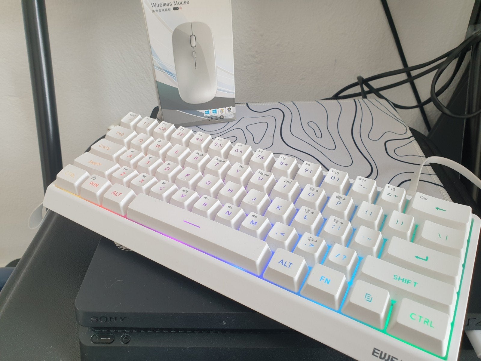 toetsenbord set eweaden, Ophalen, Plug-and-play, Zo goed als nieuw, Qwerty