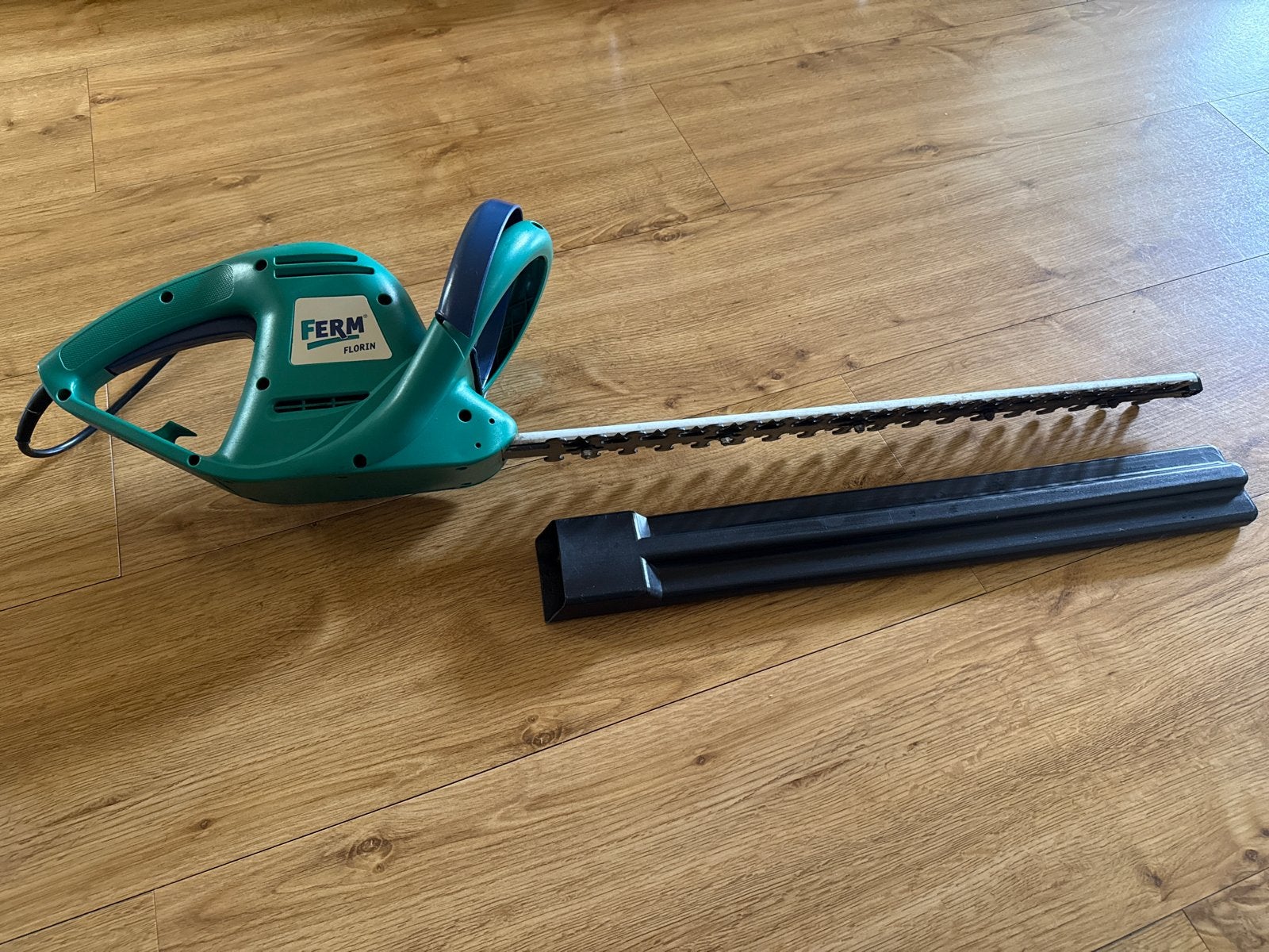 Ferm heggenschaar - Elektrisch, goed werkend, Tuin en Terras, Heggenscharen, Ophalen, Gebruikt, Elektrisch